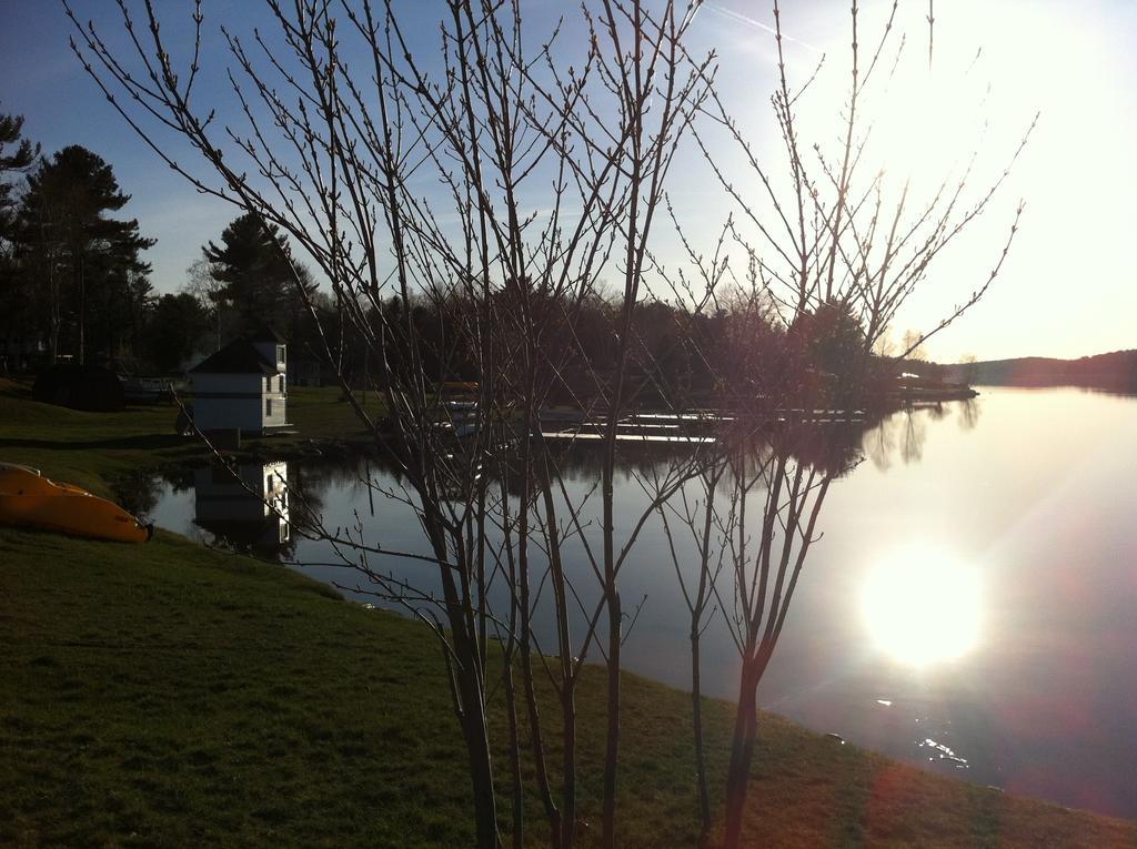 Blind River Lake Lauzon Resort מראה חיצוני תמונה